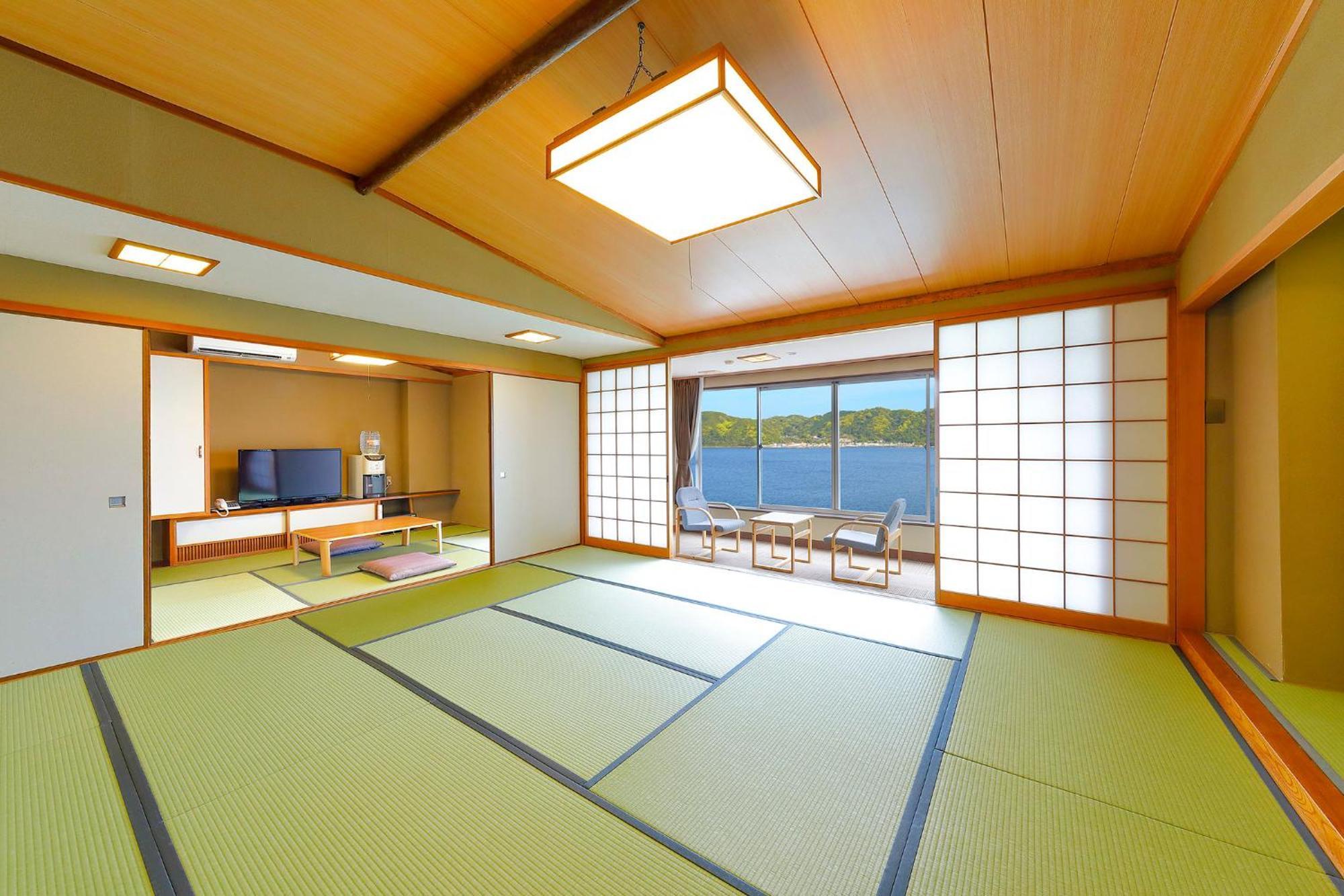 Ooedo Onsen Monogatari Nanki Kushimoto Hotell Eksteriør bilde