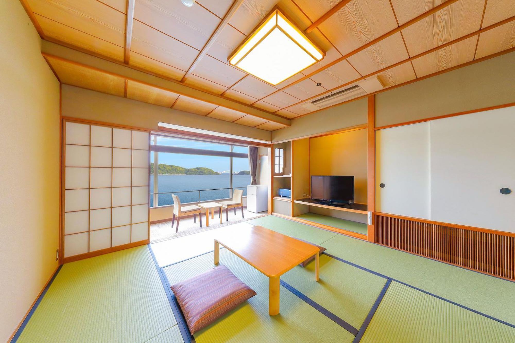 Ooedo Onsen Monogatari Nanki Kushimoto Hotell Eksteriør bilde